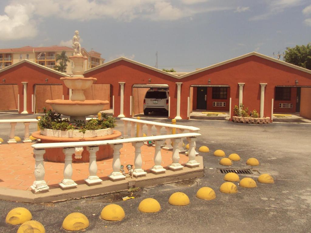 Hialeah Executive Motel Miami Springs Exterior photo